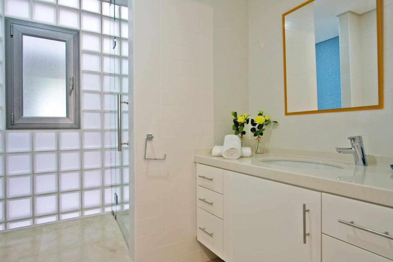 Believe In Dream Apart Contemporaneo Com Piscina Tavira Eksteriør bilde