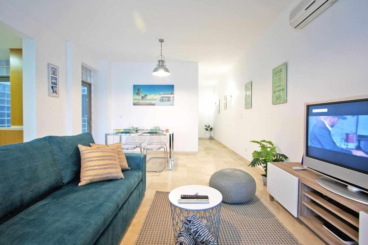 Believe In Dream Apart Contemporaneo Com Piscina Tavira Eksteriør bilde